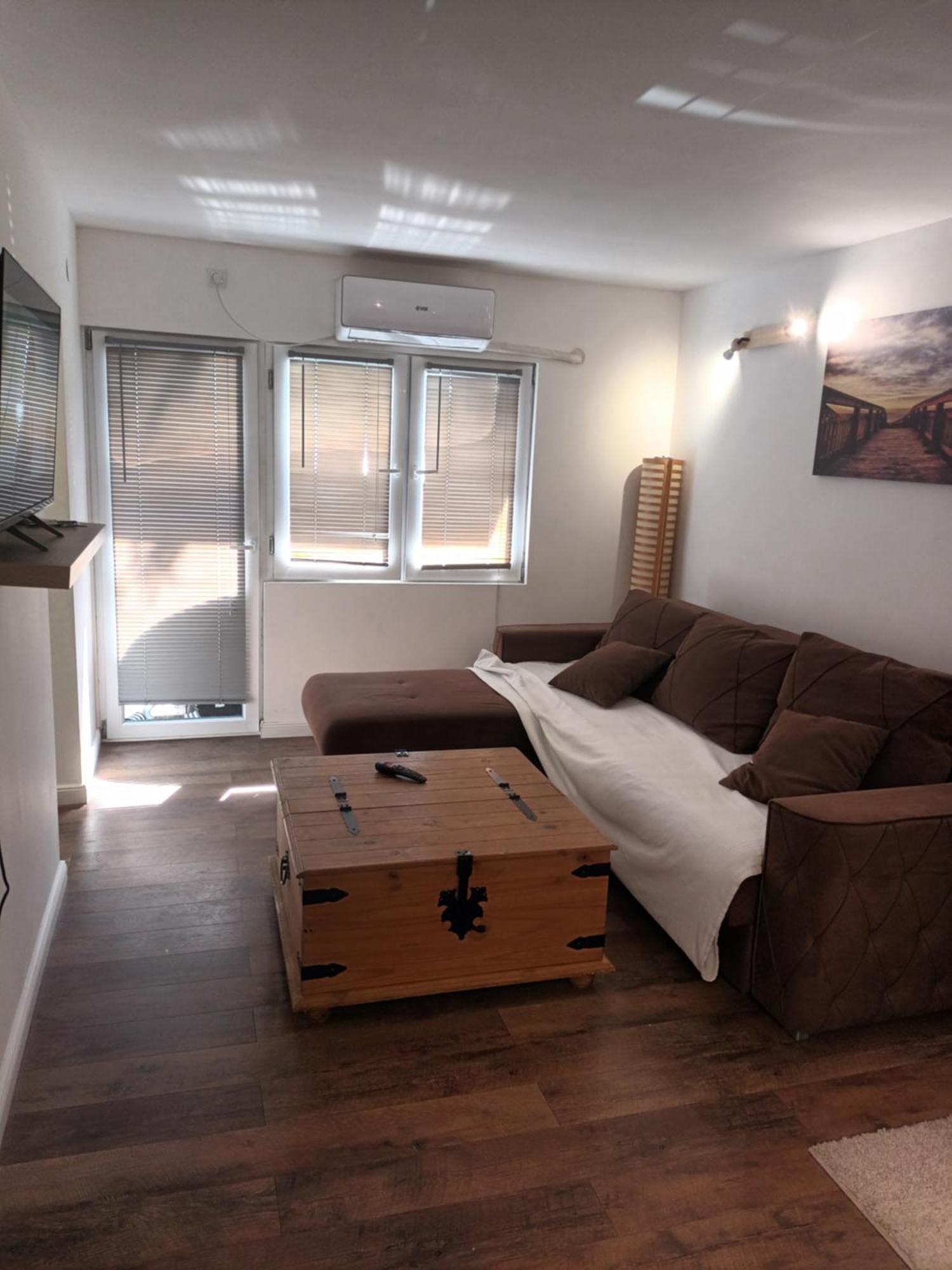 Aurora Apartment